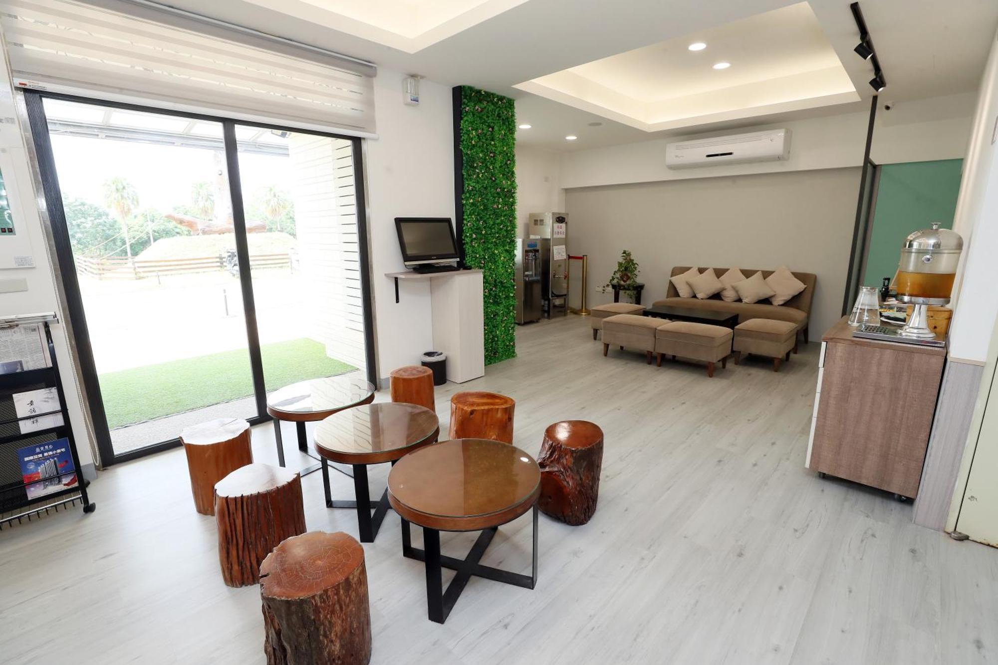 Hoya Resort Hotel Chiayi Esterno foto