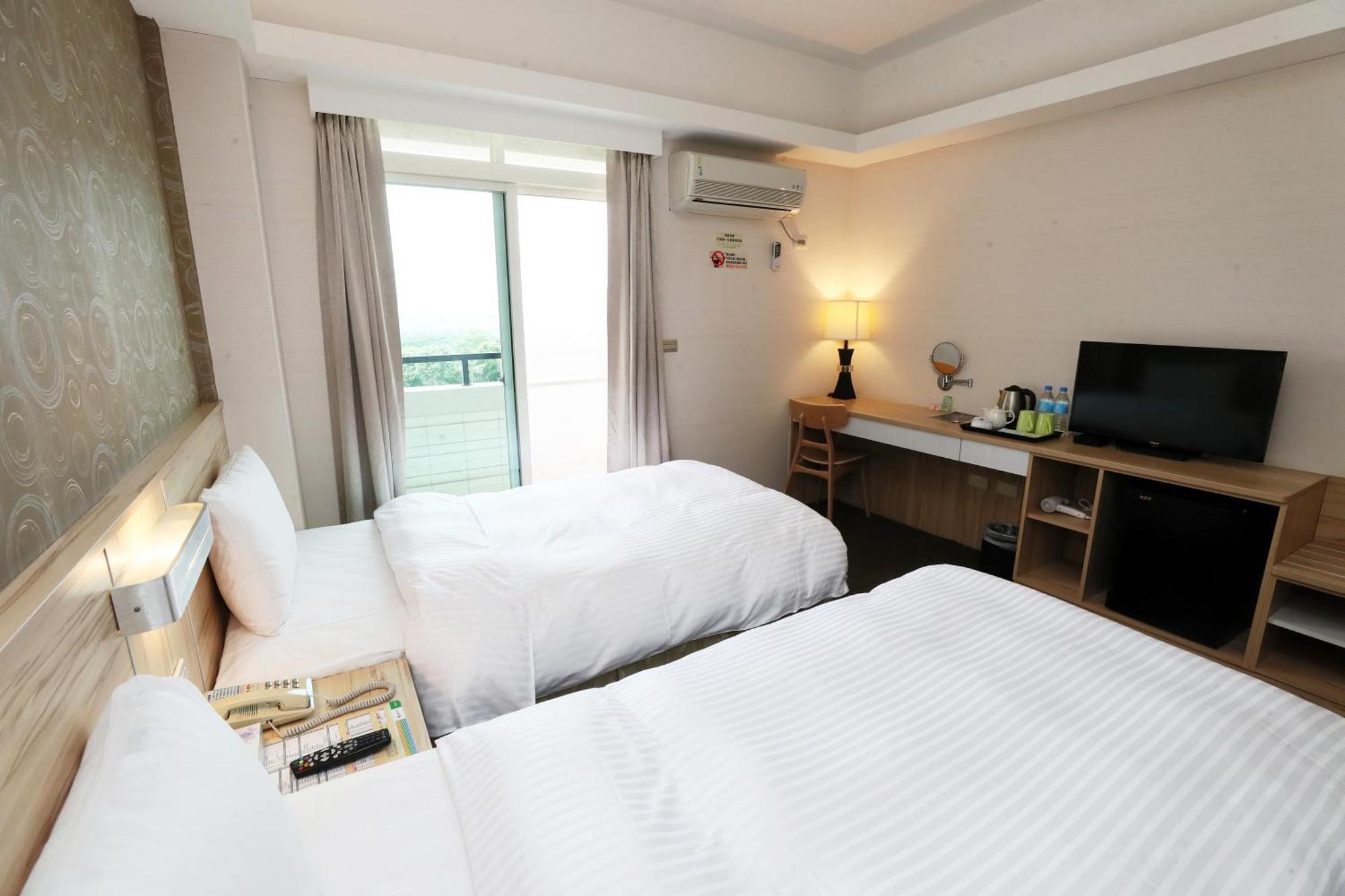 Hoya Resort Hotel Chiayi Esterno foto